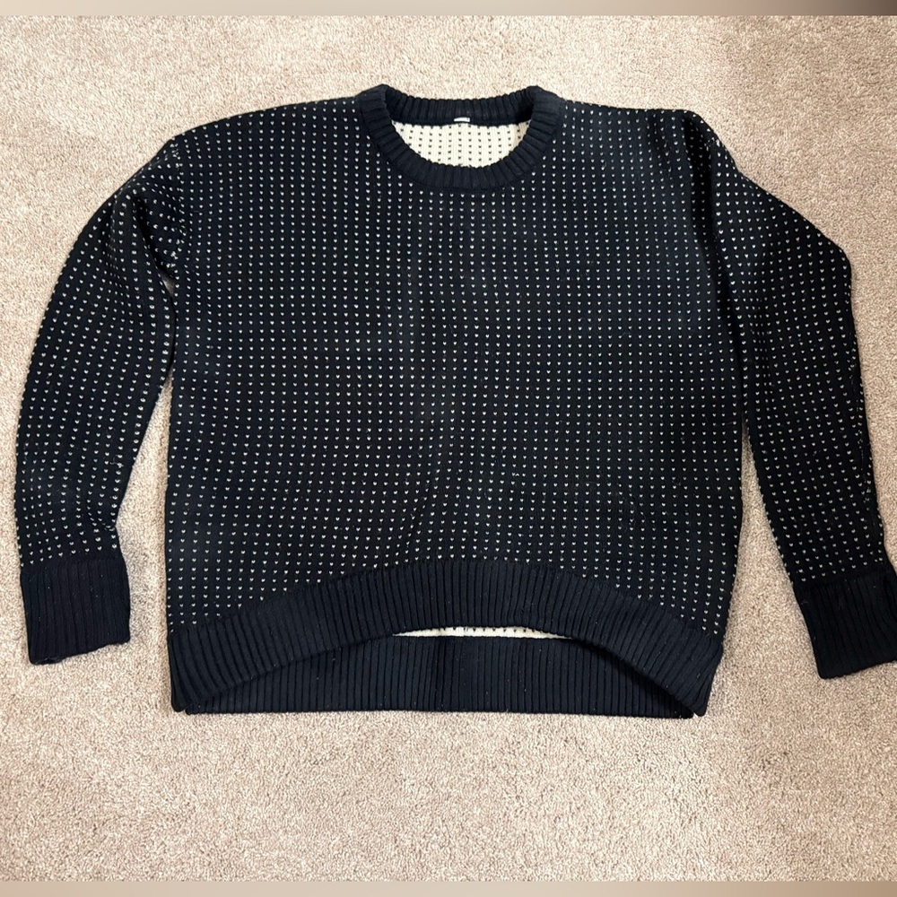 Lululemon Yogi Crew Neck Sweater Black with Hearts